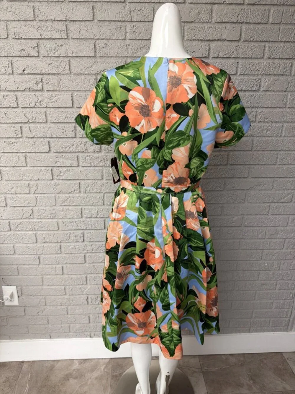 Tahari ASL Women's Floral Belted Pleated Short Sleeve Dress Size 8 - Picture 4 of 16